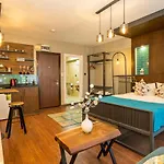 Cube Aparthotel 4*