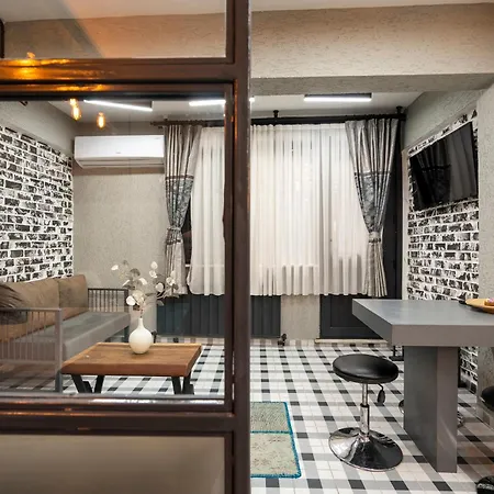 Aparthotel Cube