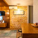 Aparthotel Cube